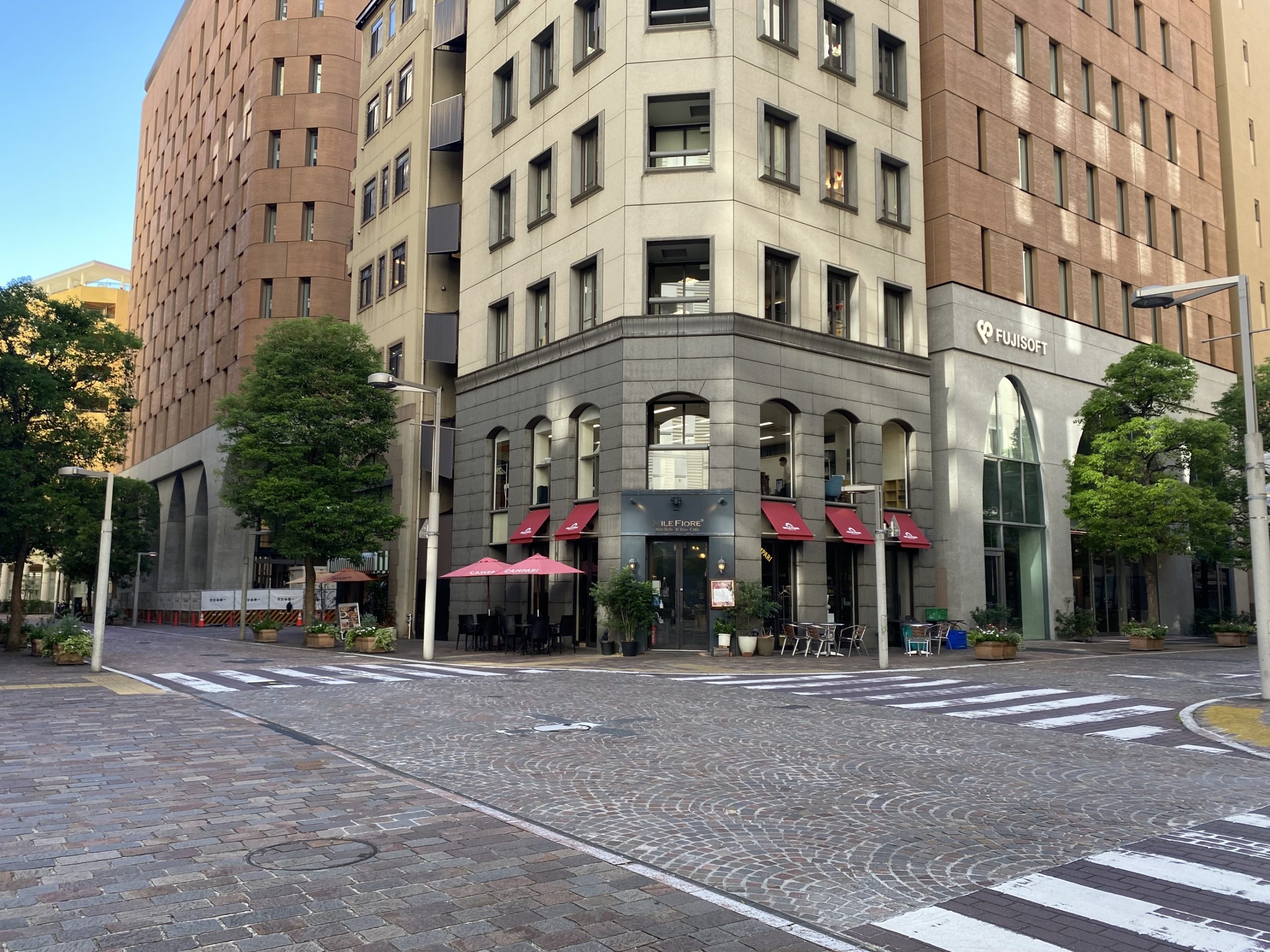 ちゃんみなのエロかっこいい美学！過激な衣装と圧倒的支持の真相
