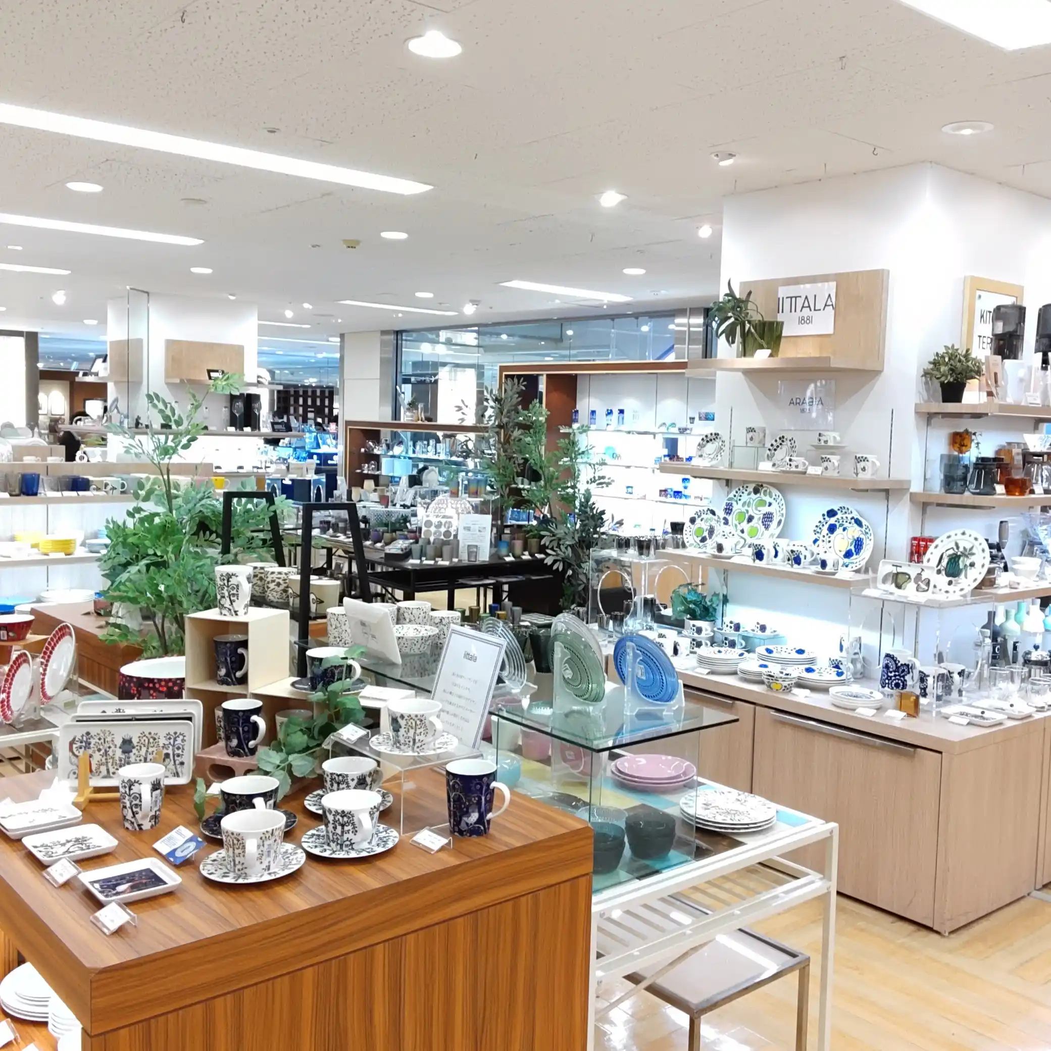 遠鉄百貨店の今を徹底解剖！物産展の熱狂から駐車場攻略法まで