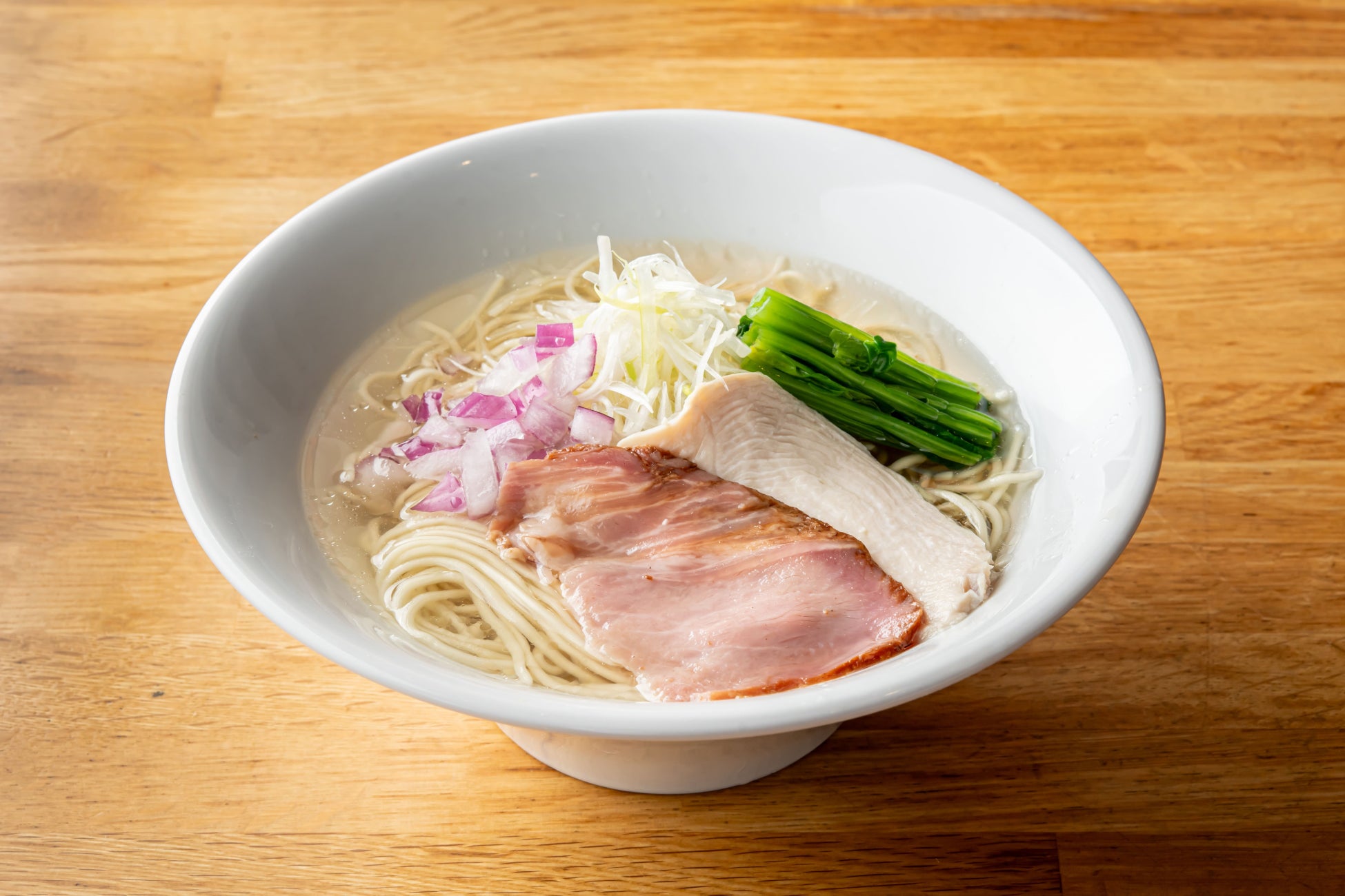 新大阪ラーメン決定版2026！駅ナカ穴場から深夜の名店まで徹底網羅