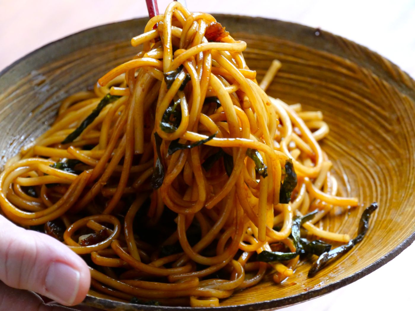 自宅中華が激変するネギ油の作り方！プロ直伝の黄金比と焦がさない極意