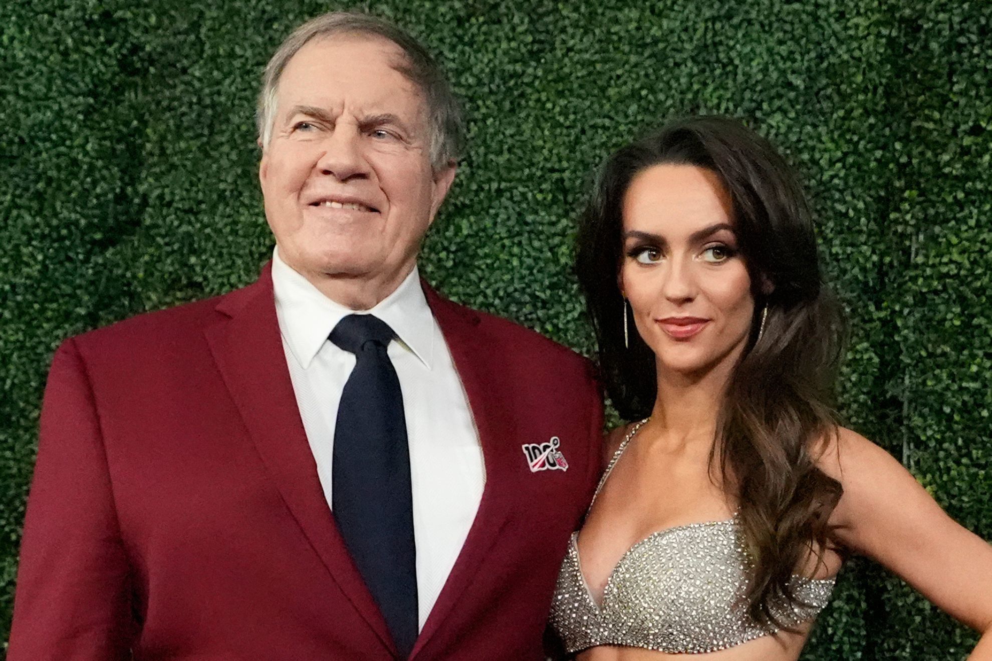 Bill Belichick’s Girlfriend Proves Haters Wrong with a Jaw-Dropping Return to the Spotlight