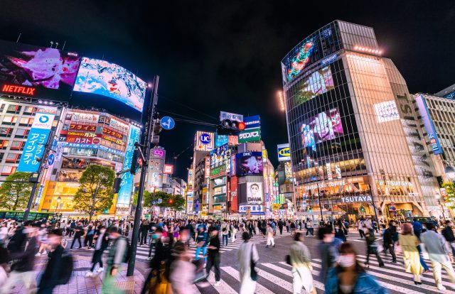 渋谷の街が発光する？2026年最大のトレンド「キラ パタ シャイニング」が若者のリアルを支配する理由