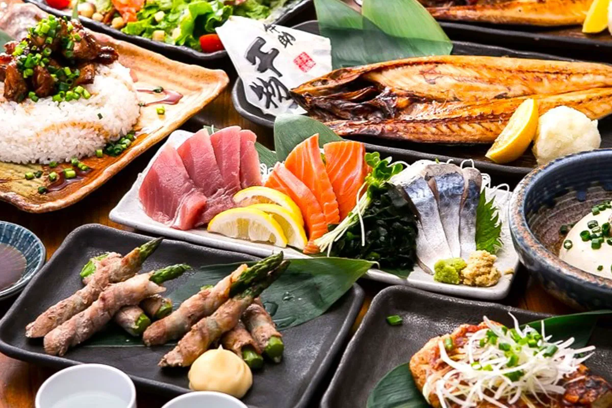 ひもの屋の評判と営業実態を徹底調査！絶品炭火焼きと閉店疑惑の真相