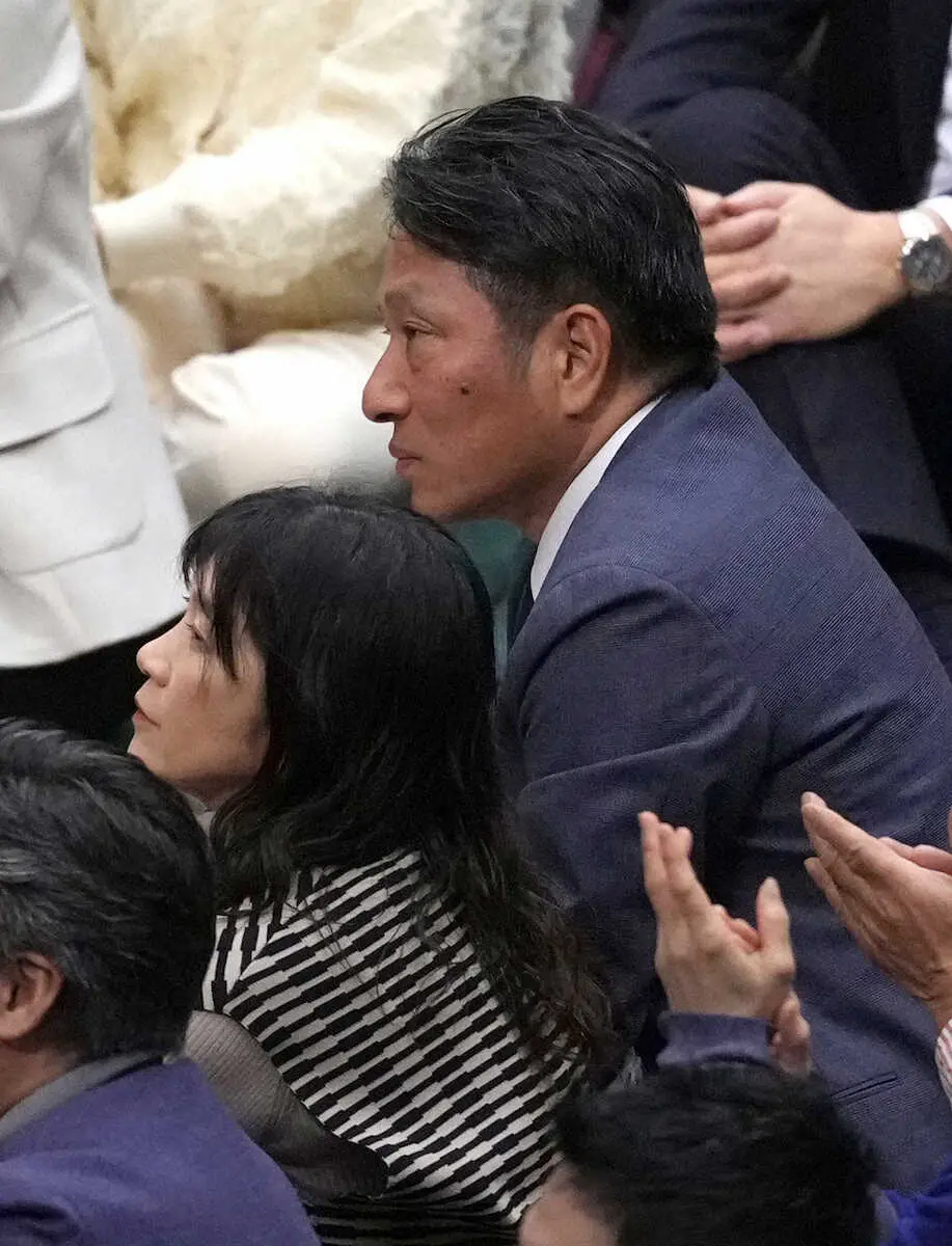 【2026年最新】大相撲の客席が超豪華！砂かぶり席に現れたVipとNhk中継で話題の有名人リアルタイム事情