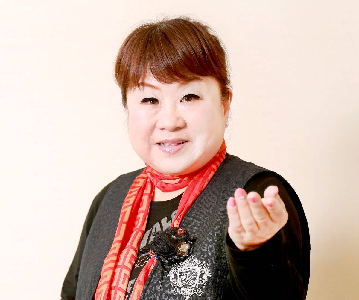 天童よしみの身長は何Cm？驚きの公式サイズと圧倒的存在感の真相