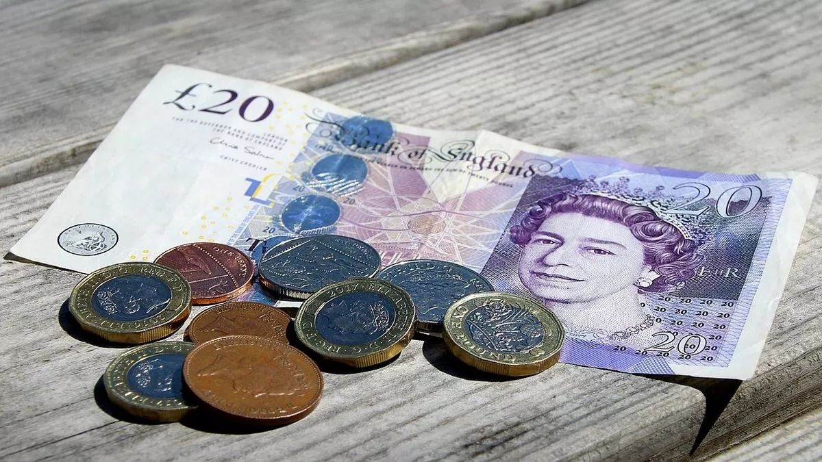 Hmrc Encourages Those Born Before 2011 to Claim Money