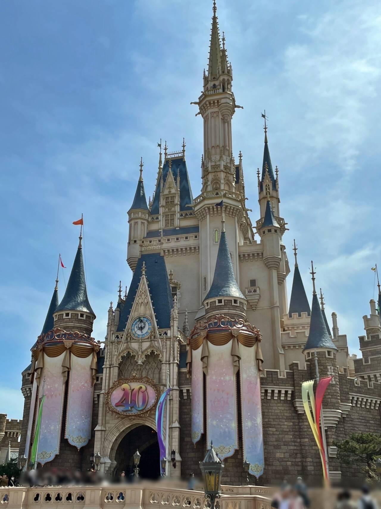 【2026年最新】ディズニーで使える電子マネー全種類まとめ！Paypayは使える？現地で焦らないためのキャッシュレス完全攻略ガイド