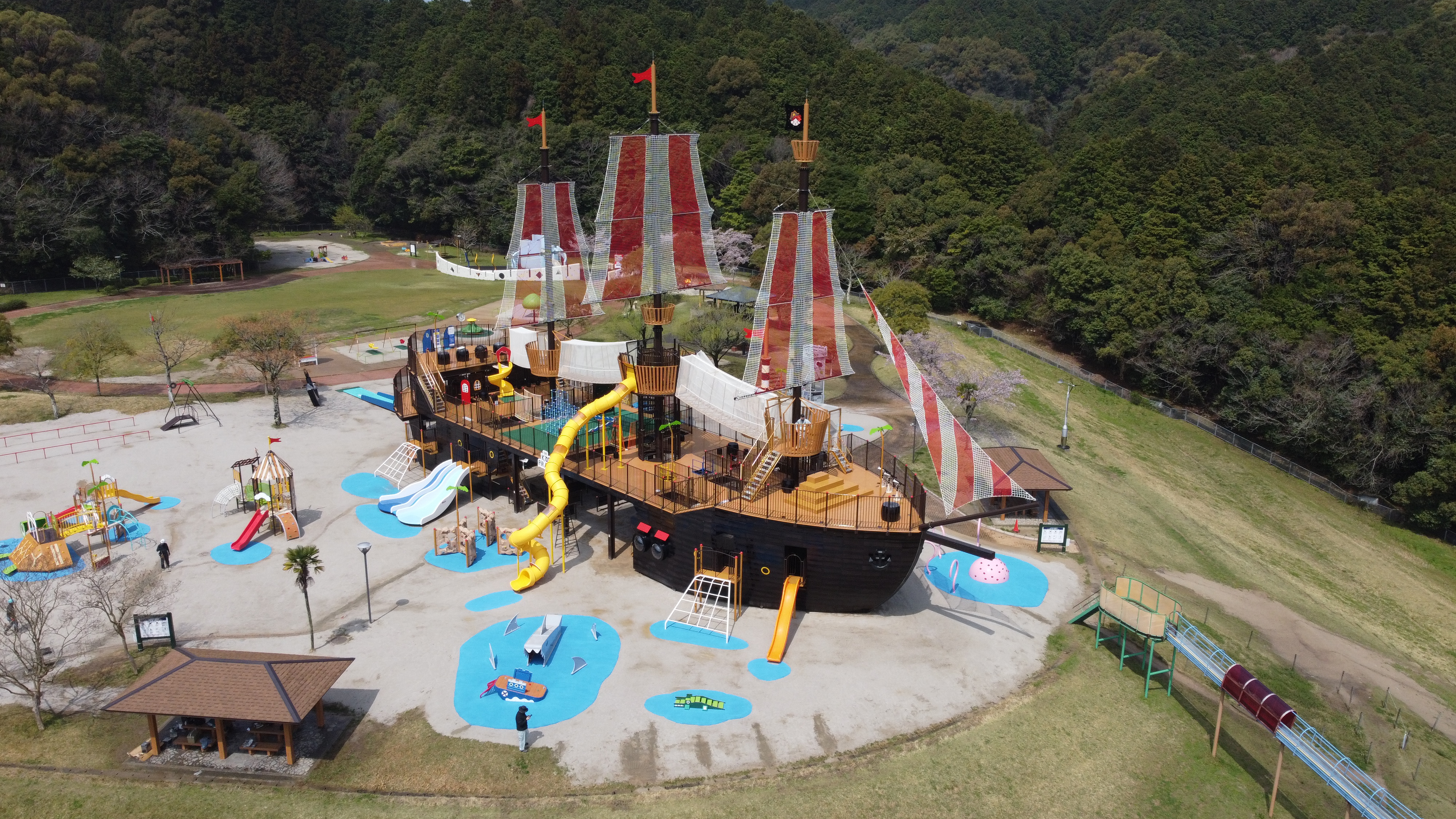 筑紫野総合公園の穴場駐車場と混雑回避法！海賊船遊具の魅力解剖
