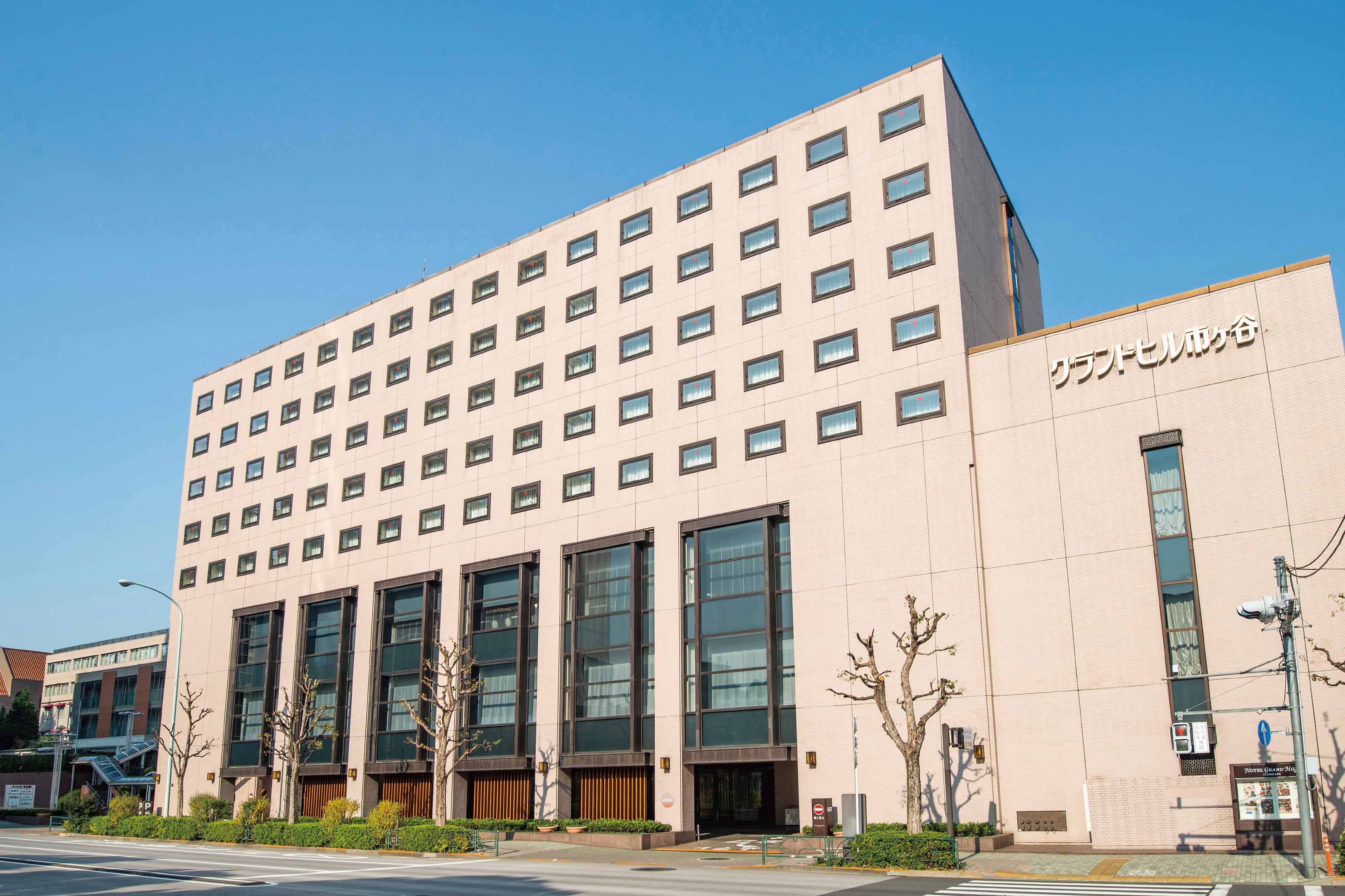 グランドヒル市ヶ谷の真価と評判｜防衛省御用達の噂と一般利用の全貌