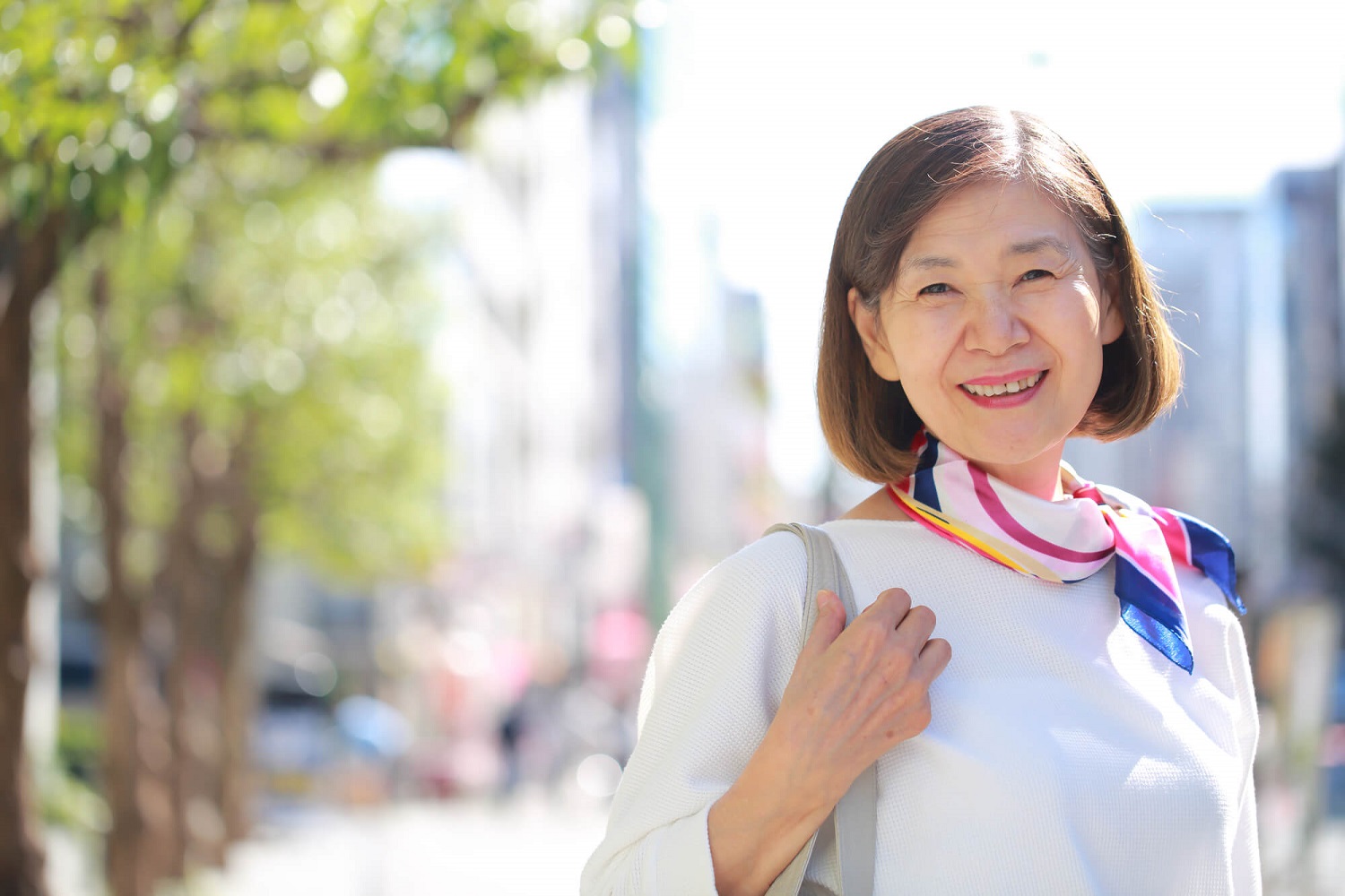 60歳女性のリアルな生活実態！平均貯蓄額から再就職・若見えの秘訣まで