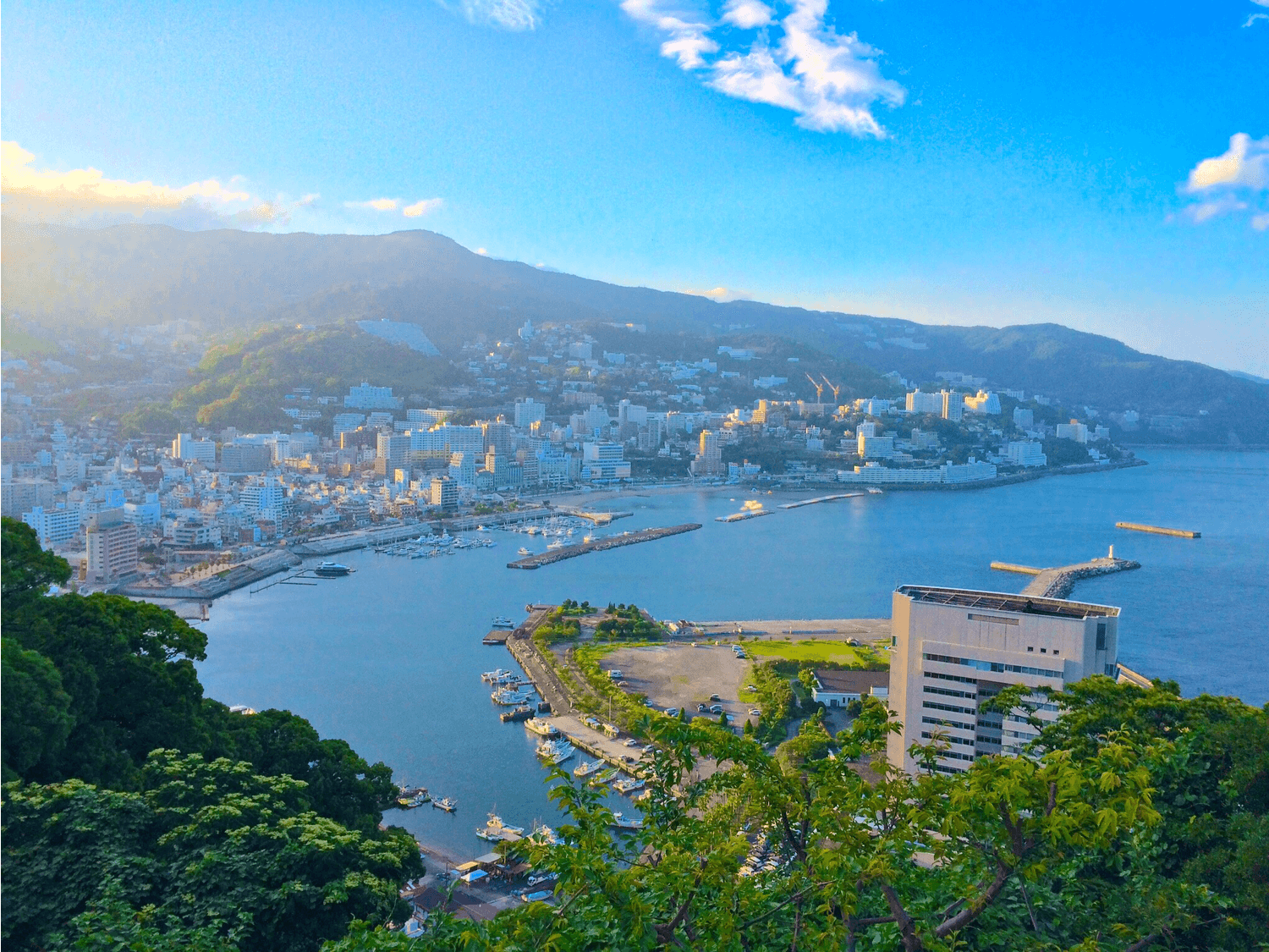 熱海の大江戸温泉物語は満足できる？水葉亭の違いとバイキングの真相