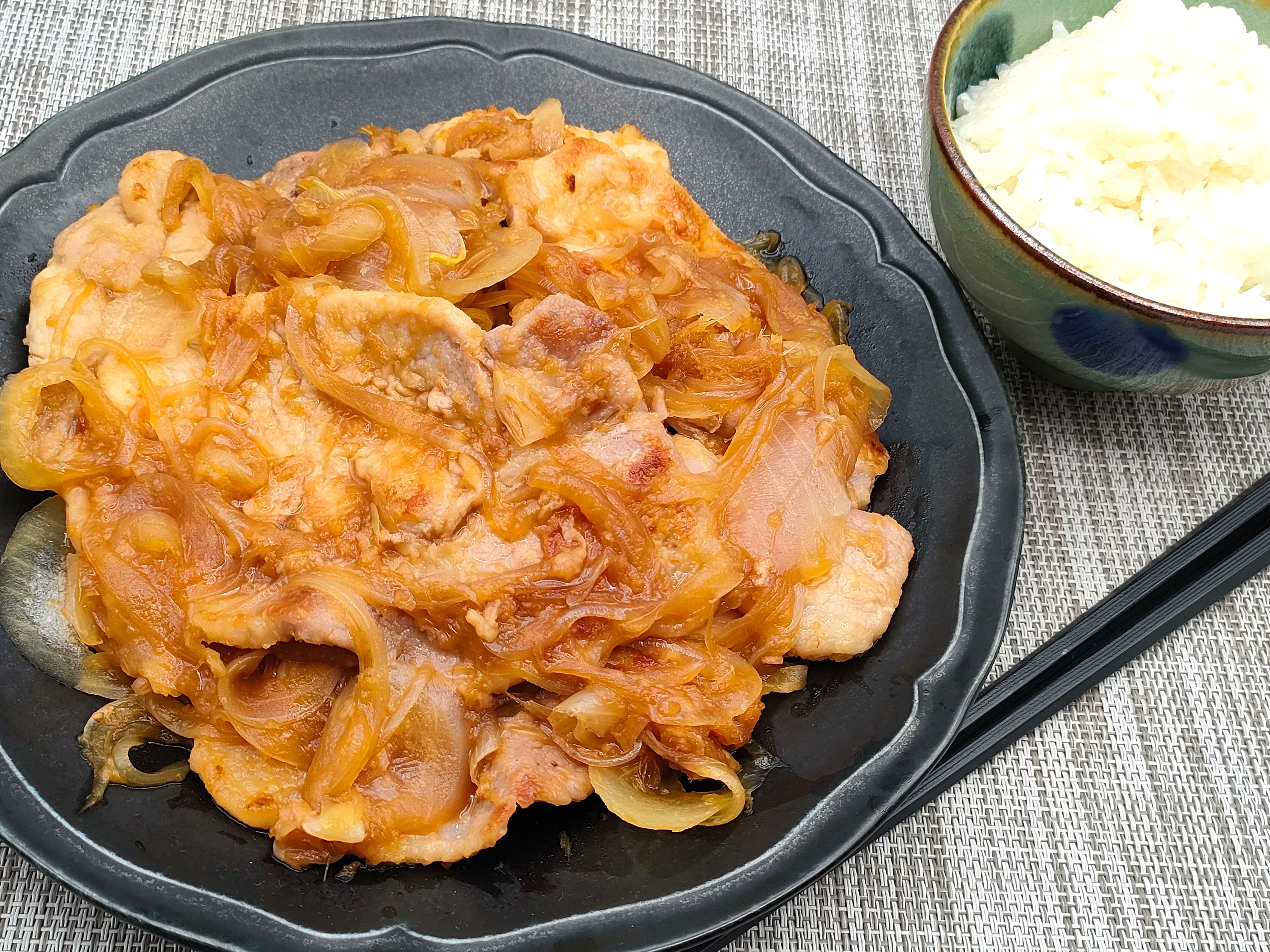 タモリ流生姜焼きが究極に柔らかい秘密！油不使用＆タレ黄金比を徹底解剖