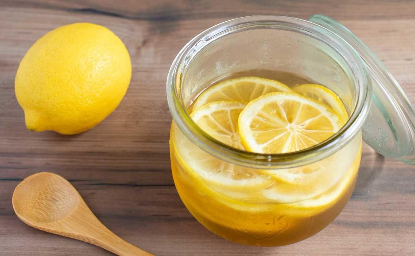 なぜ苦い？レモンの蜂蜜漬けが劇的においしくなる黄金比とプロ直伝の保存術