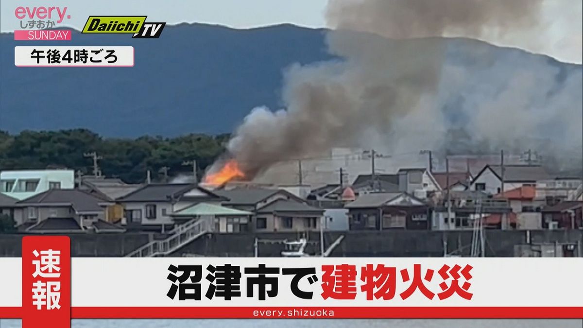 沼津市の火事速報！現場の場所や被害状況と交通規制・出火原因を追跡