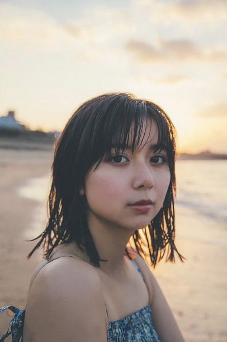 上白石萌歌が魅せる覚醒の瞬間！最新グラビア秘蔵と撮影舞台裏