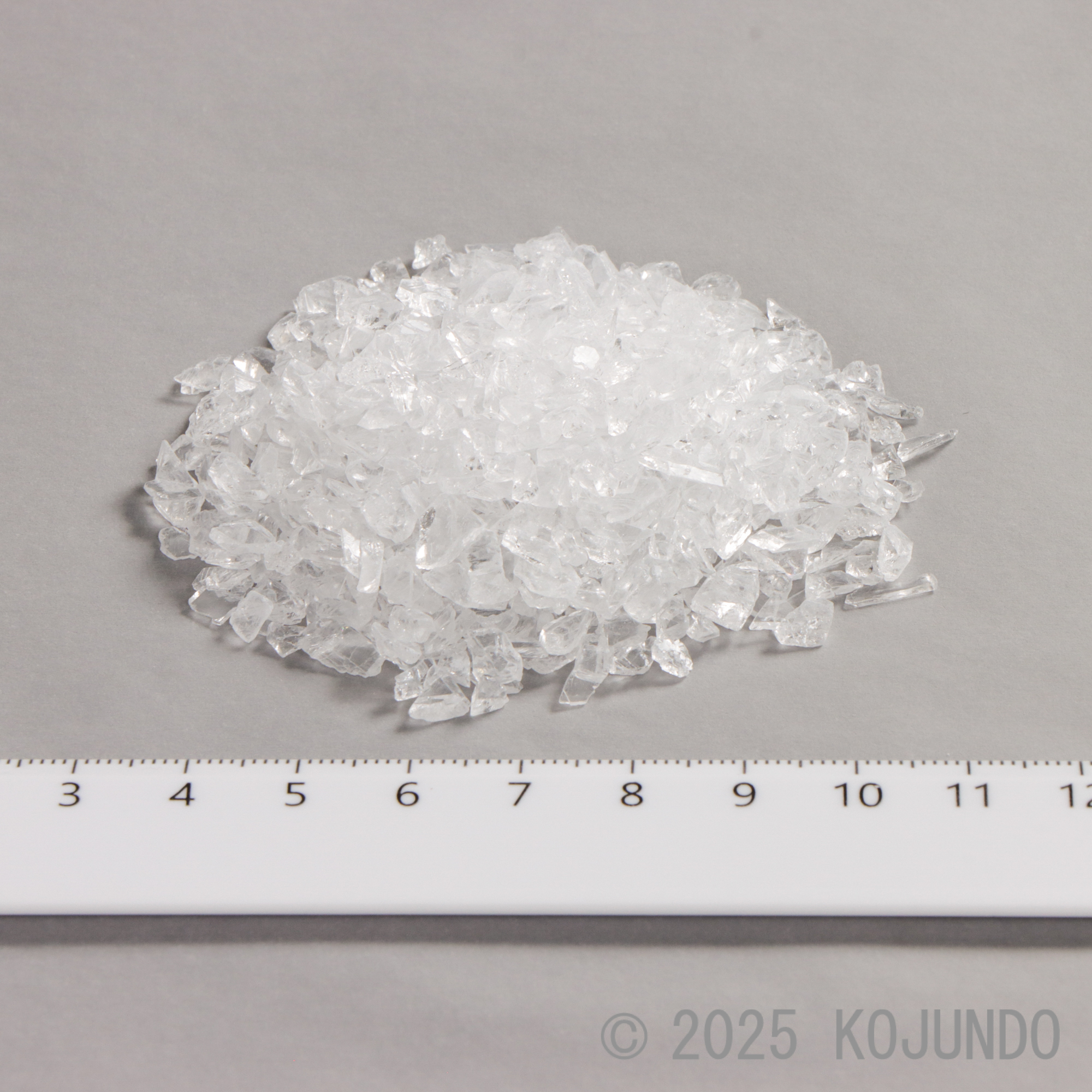フッ化カルシウムの毒性は危険？フッ素の誤解と物性の真相