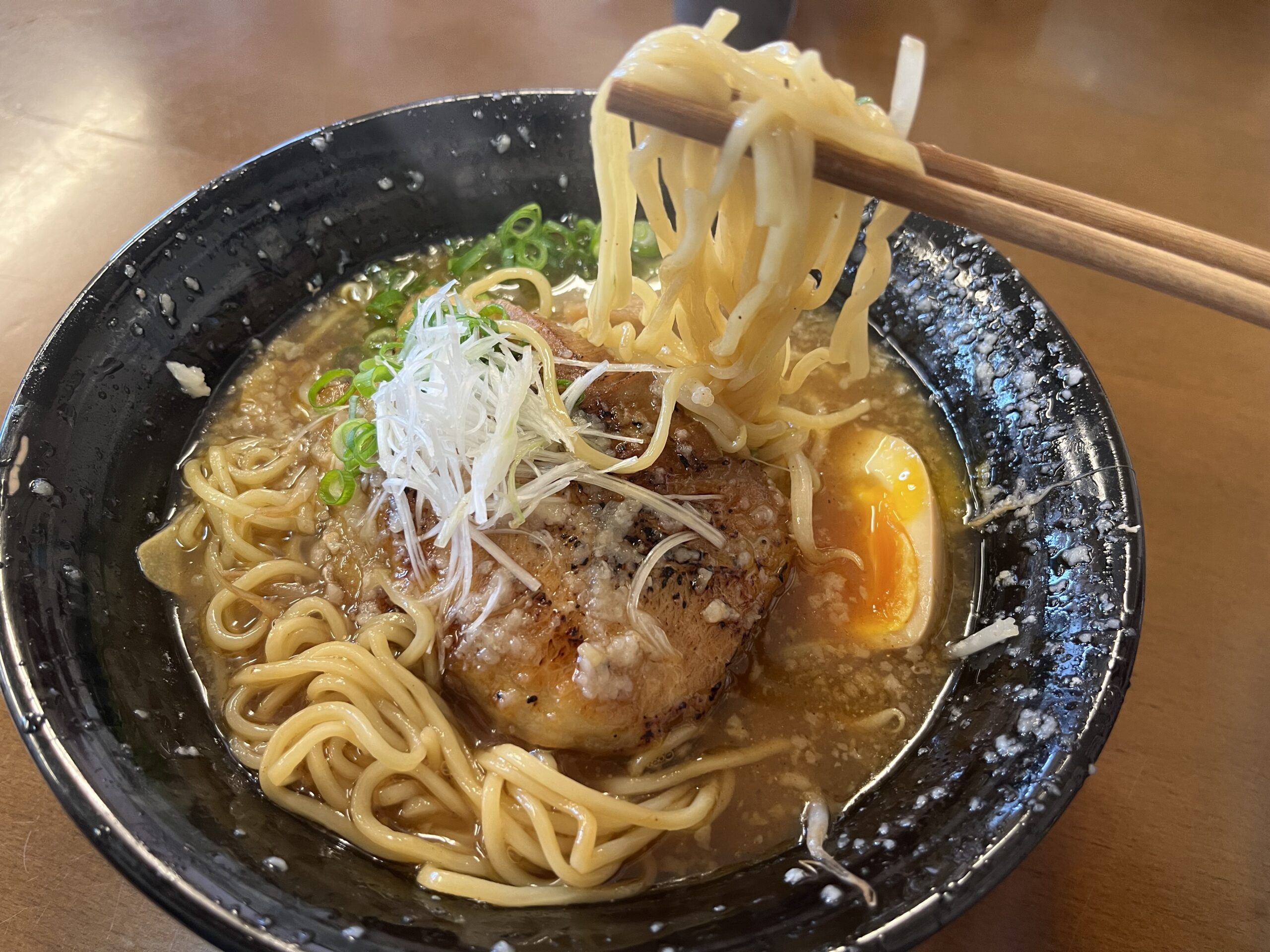 麺屋一心が富山で圧倒的人気を誇る理由｜メニューや評判・混雑攻略法を徹底解説