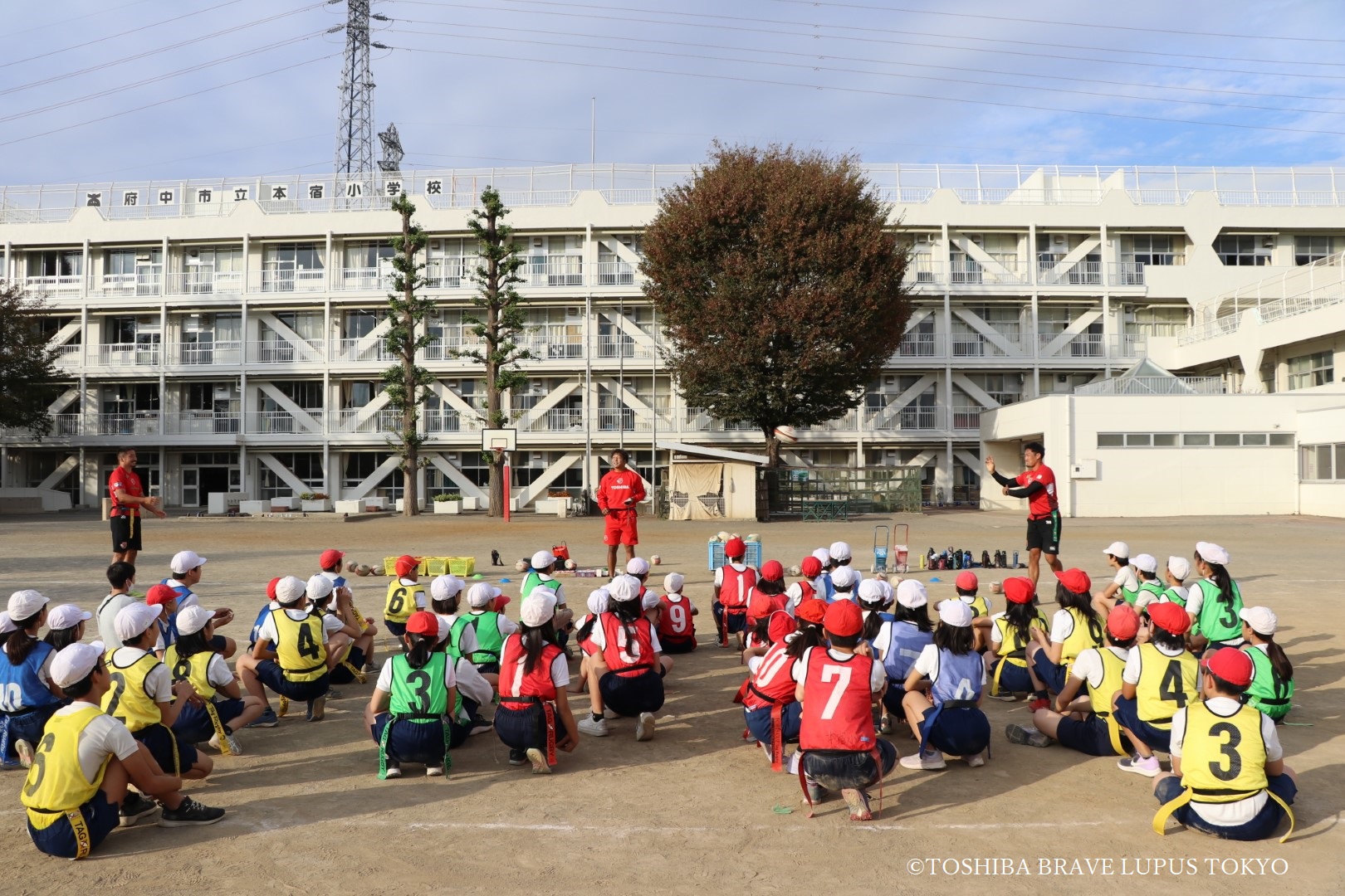 府中市立本宿小学校の評判と学区の実態は？口コミや進学先を徹底検証