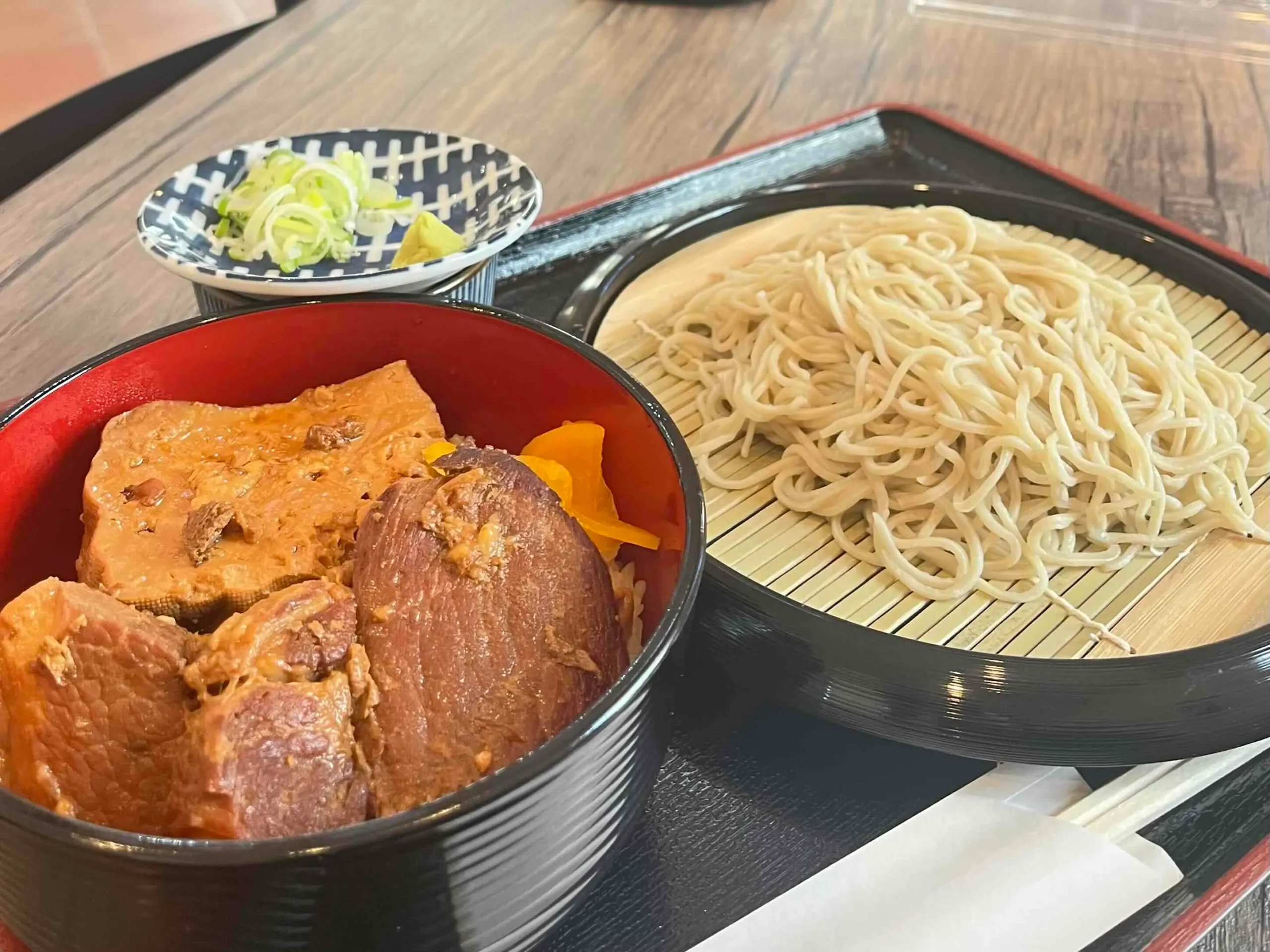 お食事処ひまわりの評判とデカ盛りの真相｜2026年最新調査