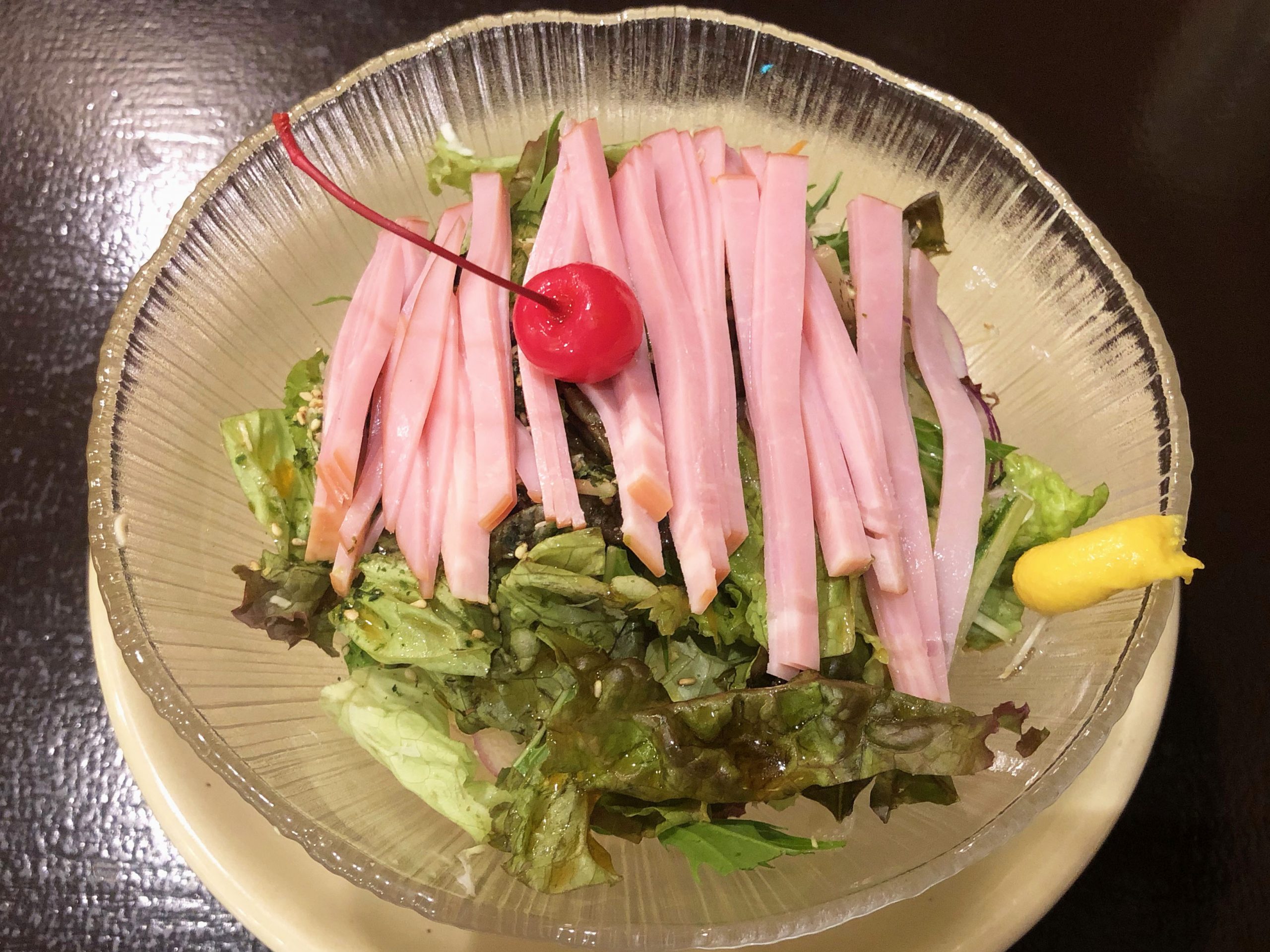 冷やし中華にさくらんぼが乗る地域は？缶詰チェリーの真相と歴史