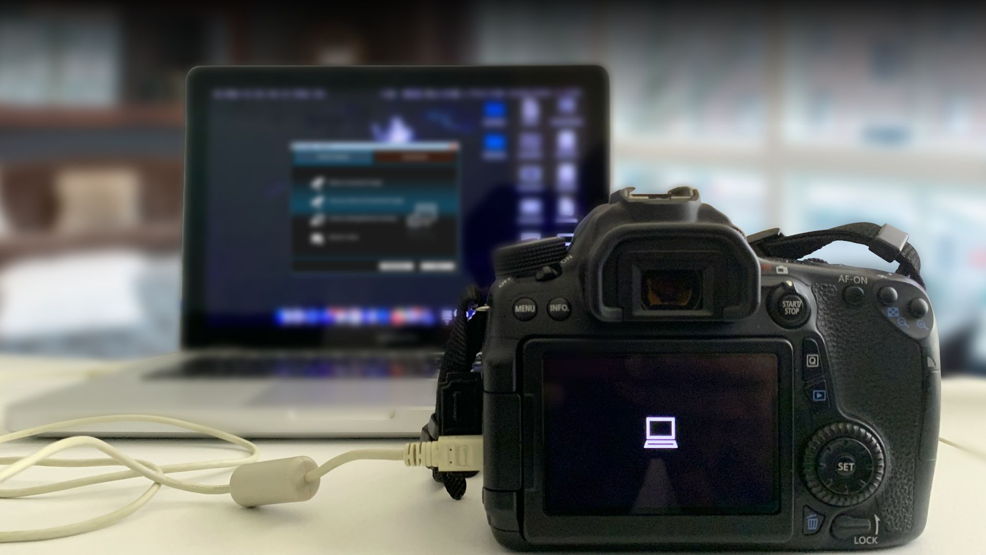 How to Connect a Canon Camera to a Mac