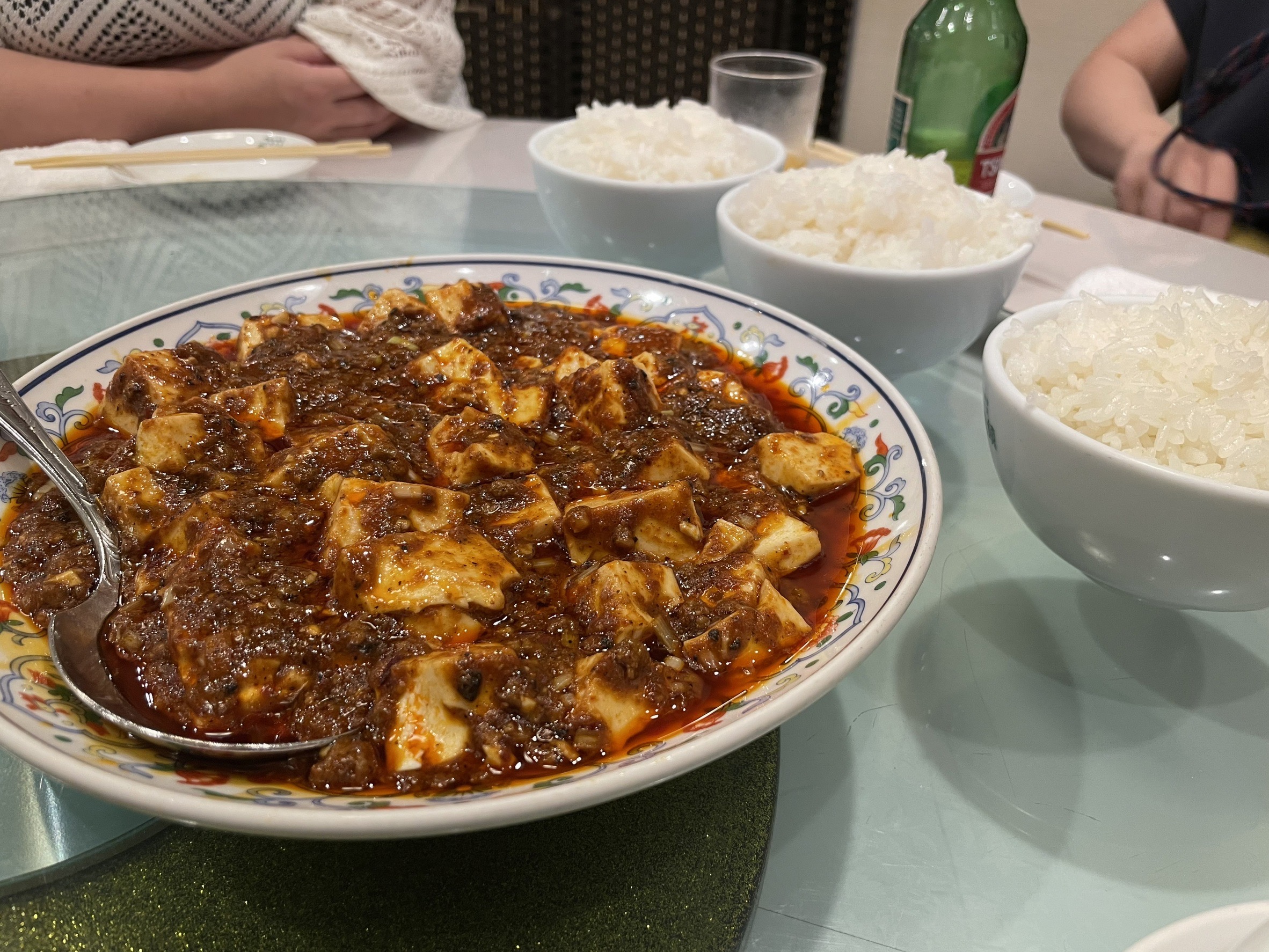 麻婆豆腐は絹か木綿か？本場の正解とプロが教える劇的下処理術