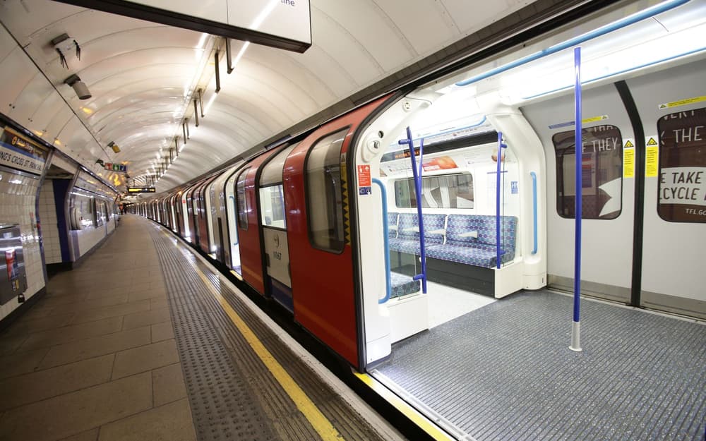 Do the Tubes Run on Boxing Day