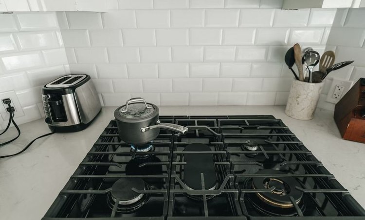 Can You Use Easy off on Glass Stove Top