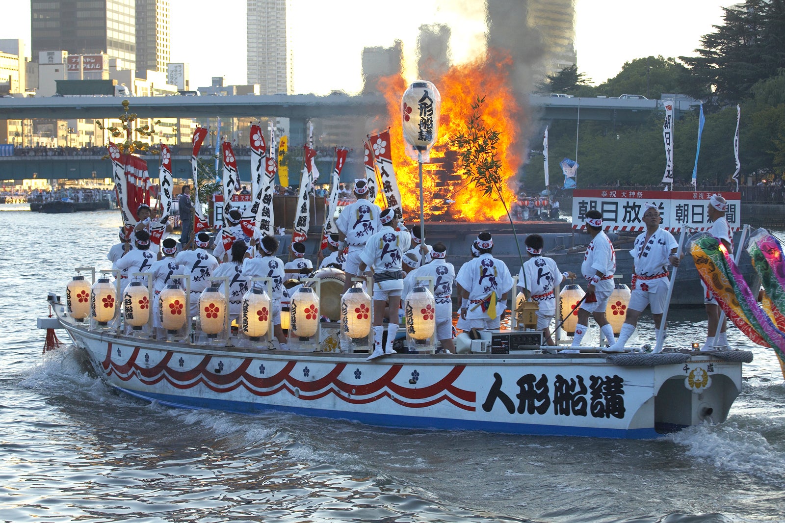 【現地速報】今日の祭り大阪で何が？異例の熱気と混雑の全貌