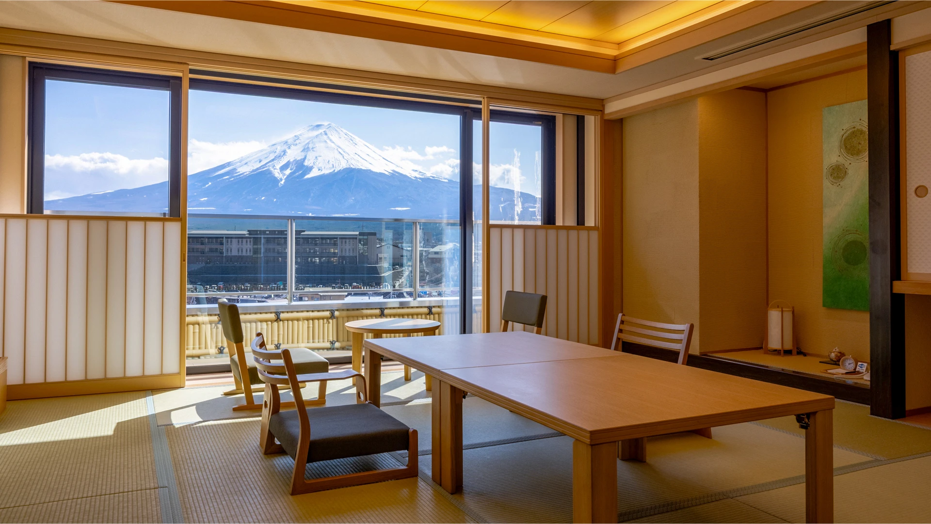 河口湖湖南荘なぜ人気？絶景足湯と客室露天風呂・部屋食の評判を徹底解剖