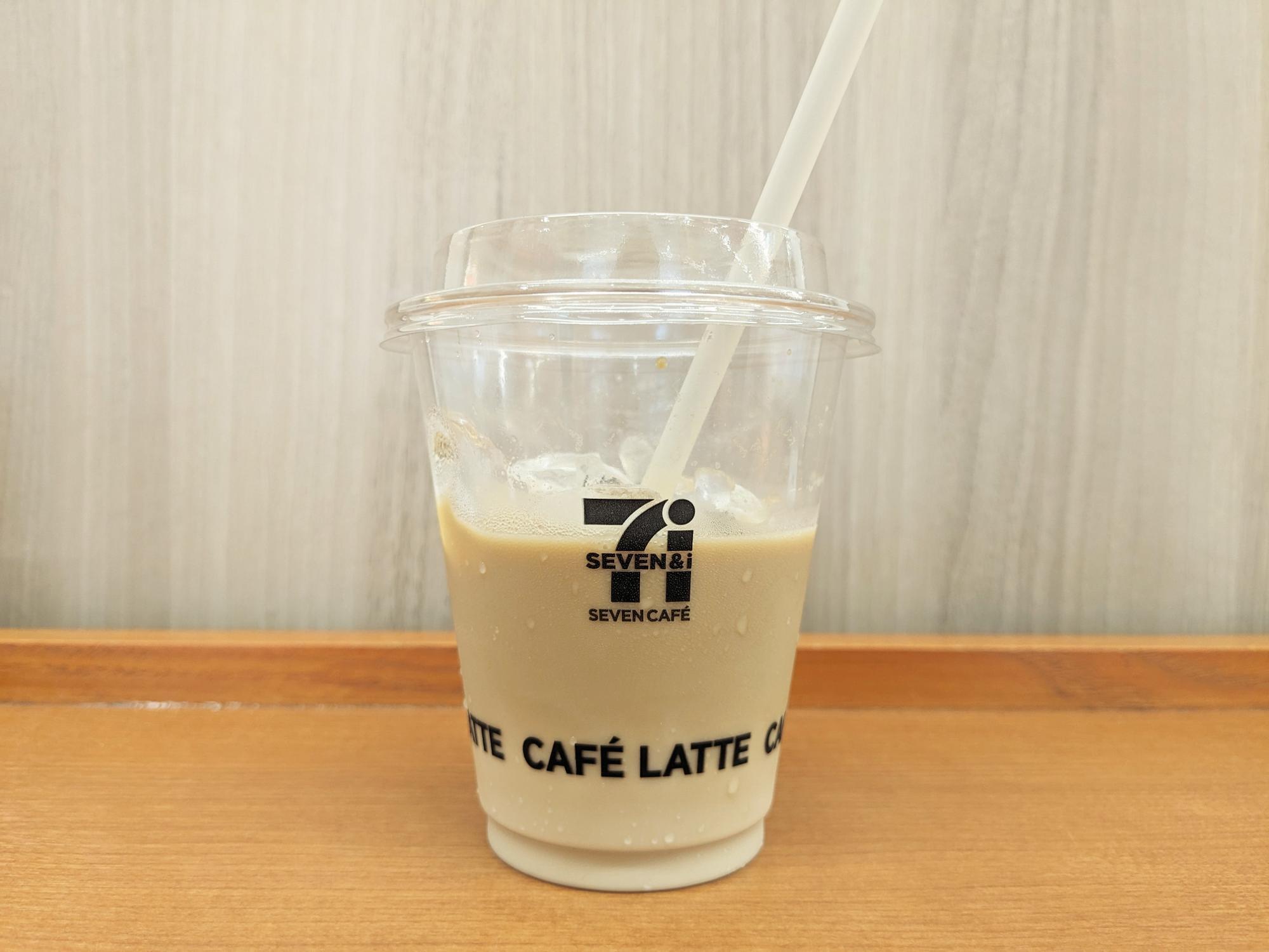 セブンのカフェオレ人気の秘密！ラテとの違いや買い方・カロリーを徹底解説