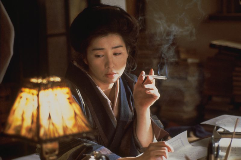 銀幕と現場のリアル：タバコを吸う女優たちが魅せる虚構と素顔
