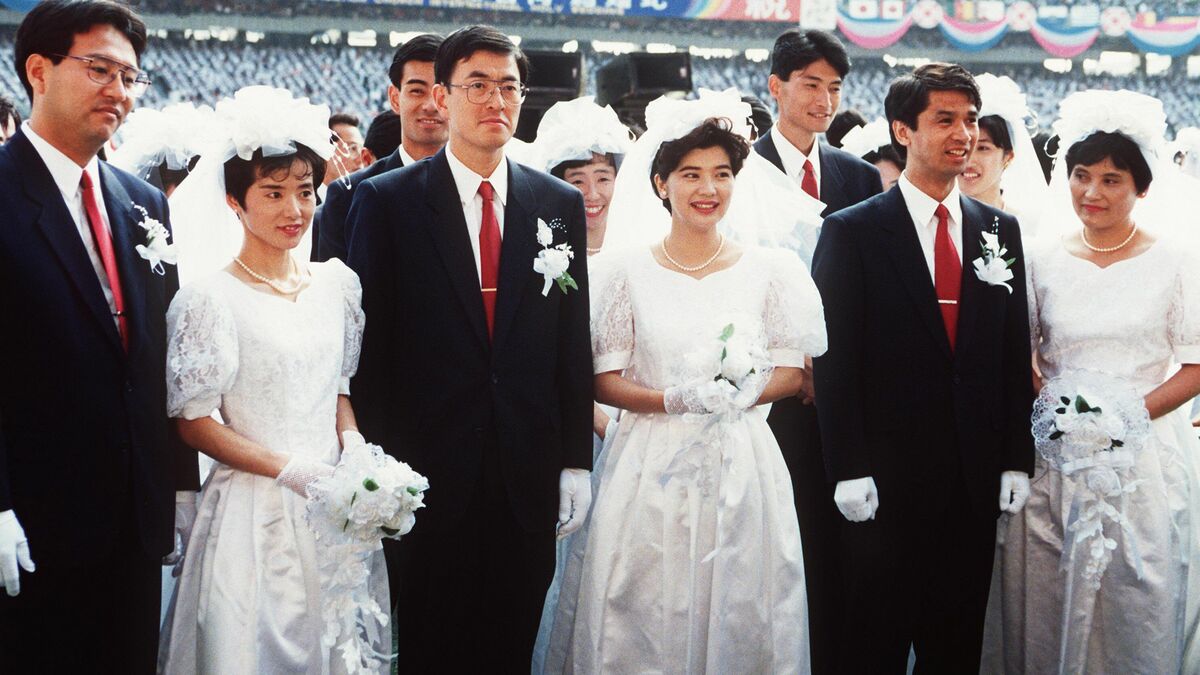 【衝撃】桜田淳子の旦那の現在は？合同結婚式から34年…離婚説と夫婦の真相