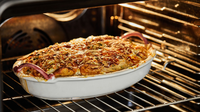 How Long to Heat a Casserole in the Oven