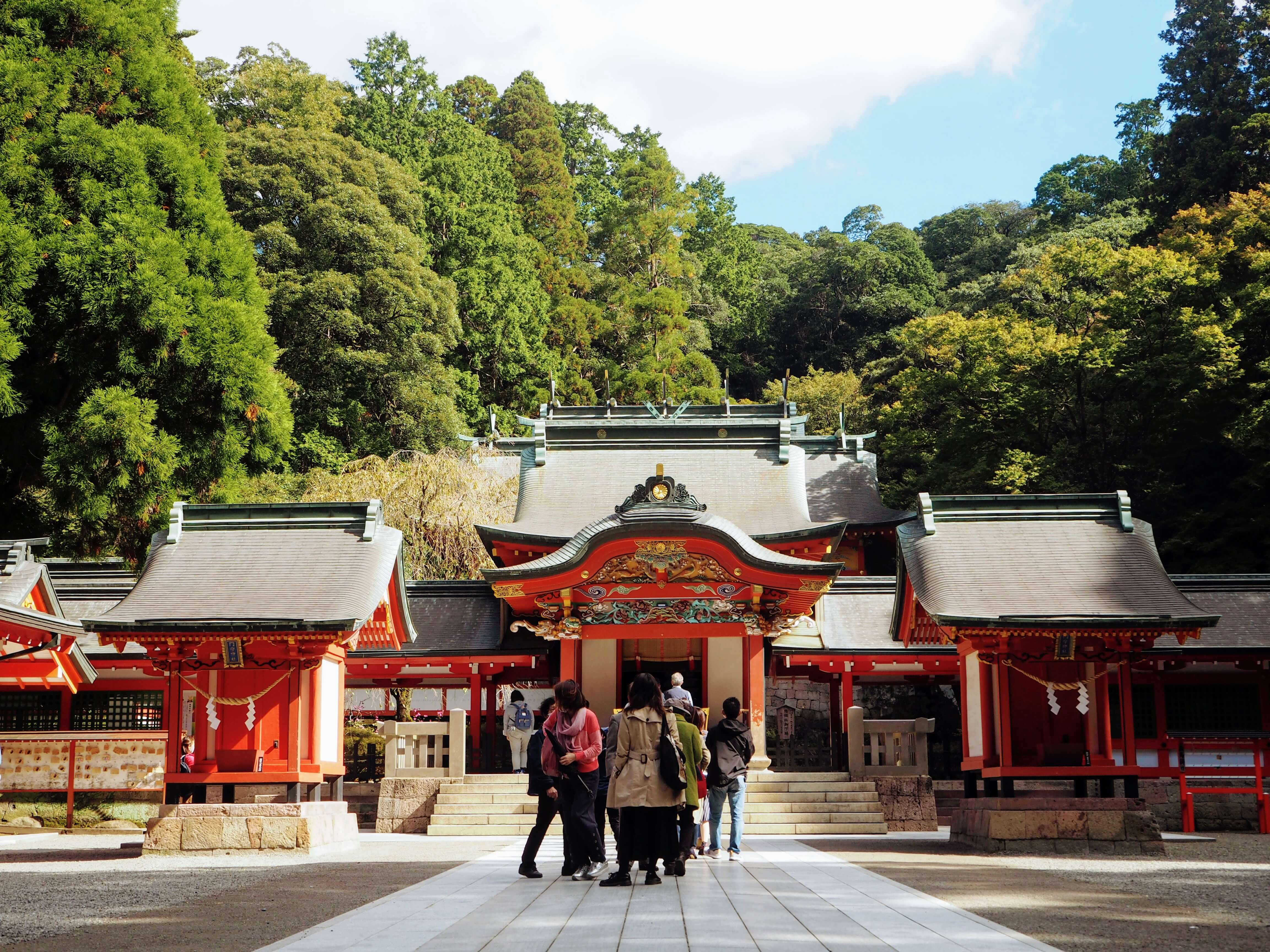 2026年、神秘の社殿が誘う祈りの旅—「鹿児島 神宮」が魅せる歴史の鼓動と受け継がれる魂