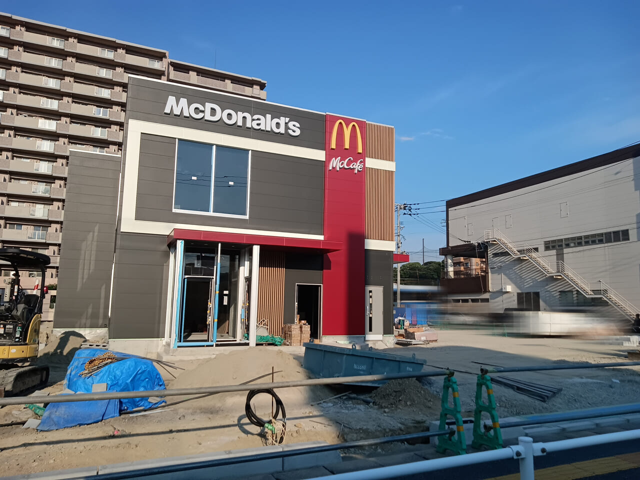 マクドナルド和白店の最新利用術！営業時間やドライブスルー混雑回避策