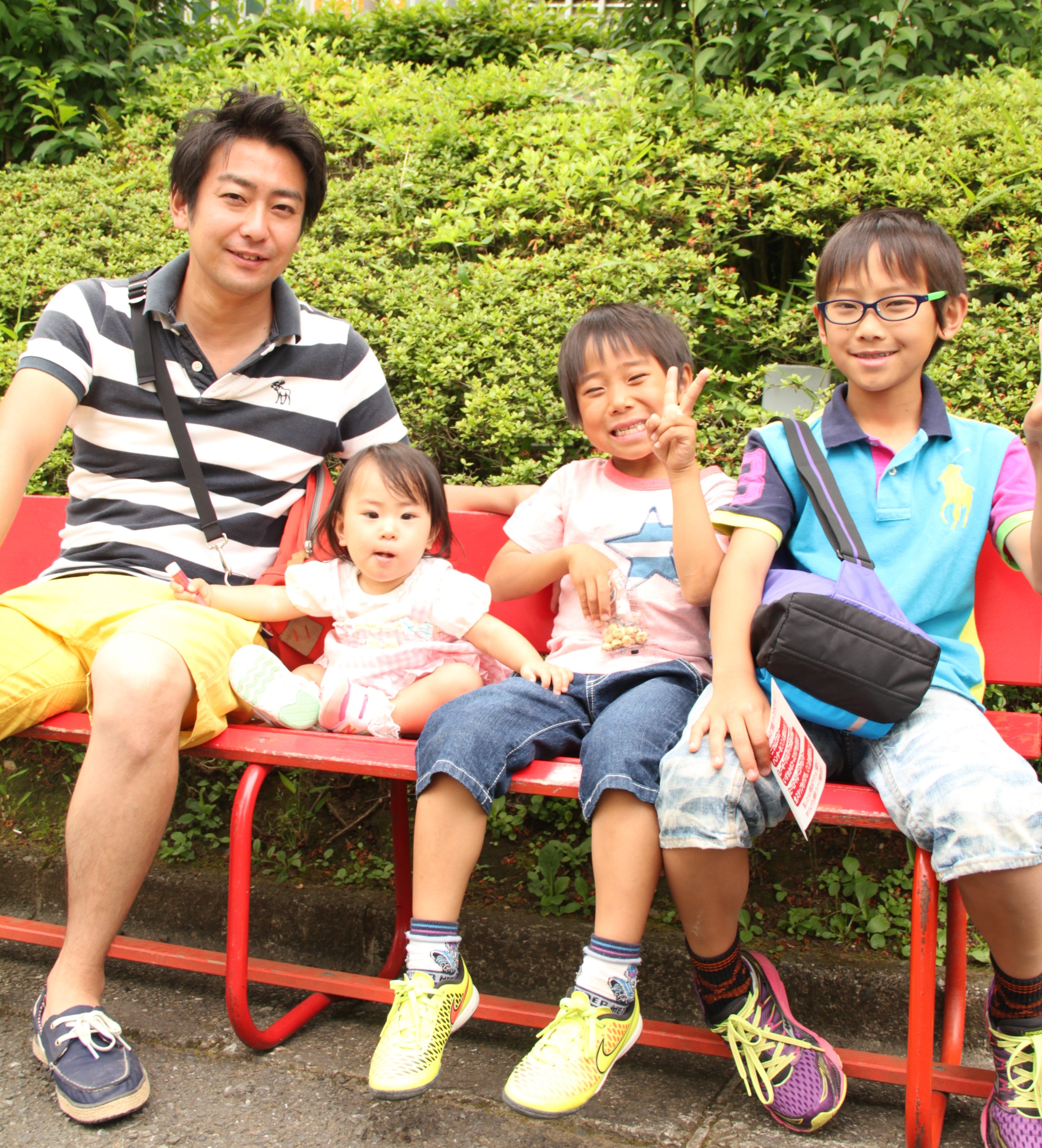 みきママとはやパパの離婚劇！弟・小山慶一郎との関係と現在の真相