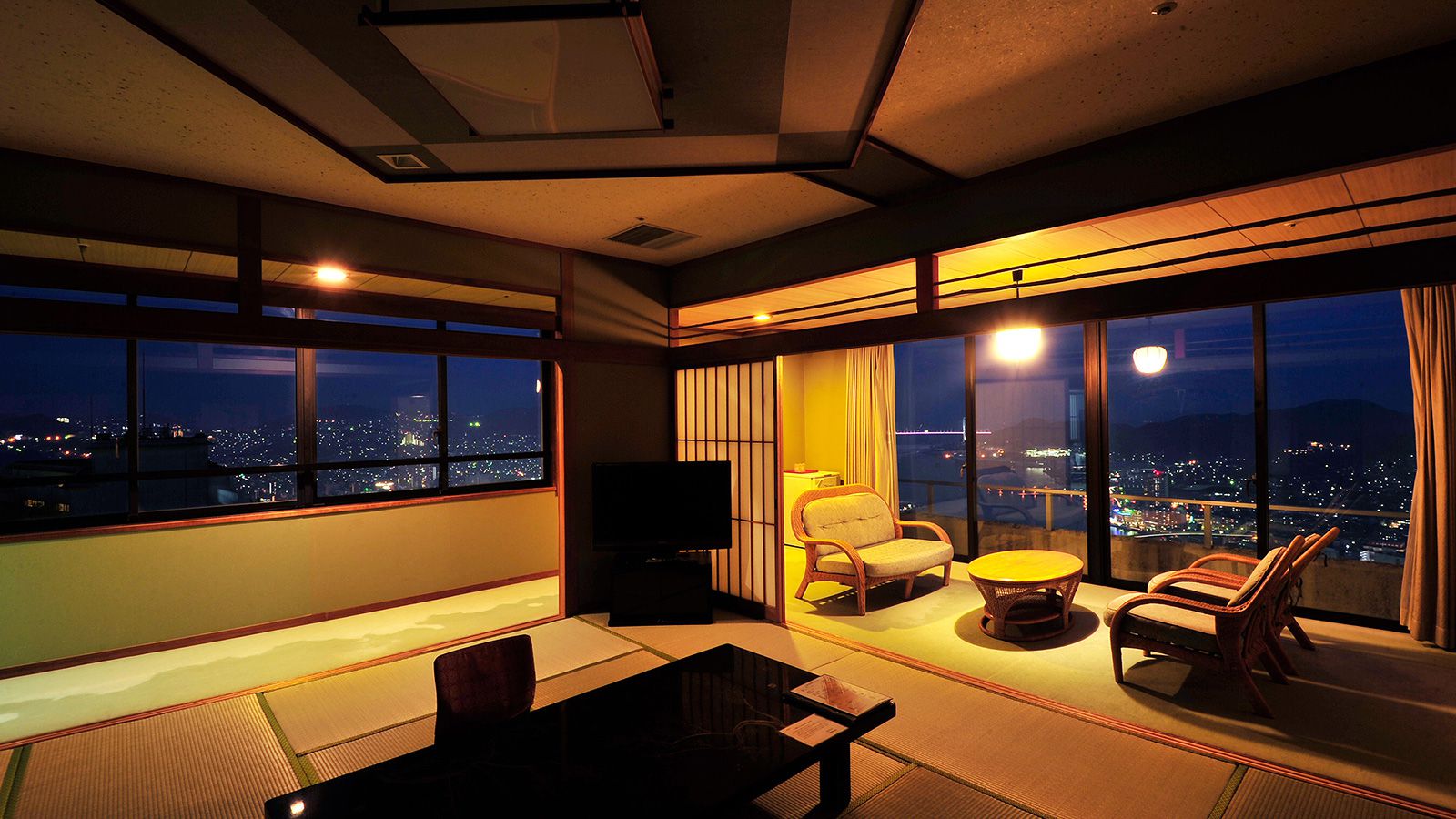 にっしょうかん新館梅松鶴の夜景と口コミ・宿泊の真相を徹底調査