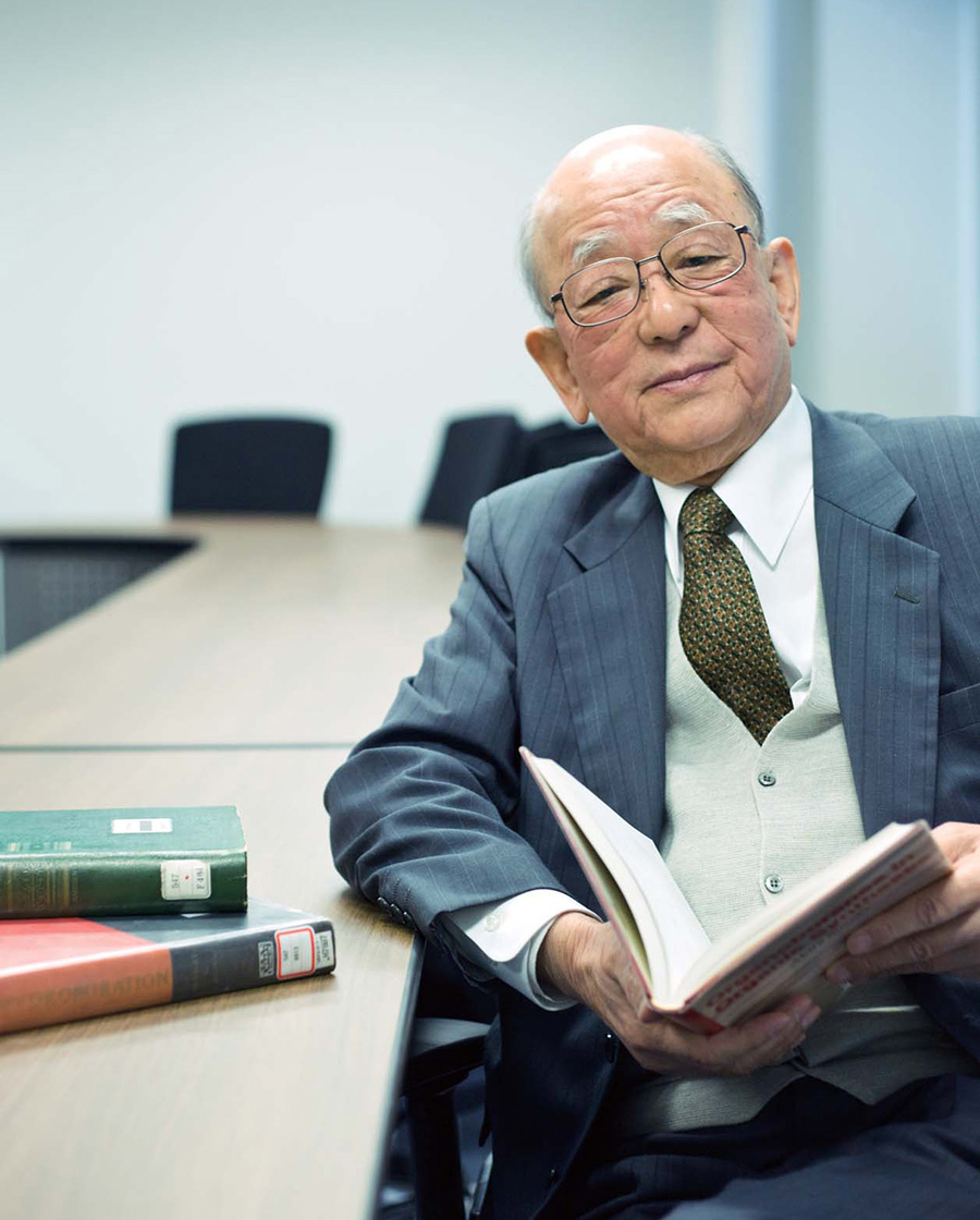 鈴木章氏のノーベル賞と特許放棄の真相｜世界を変えた功績と現在