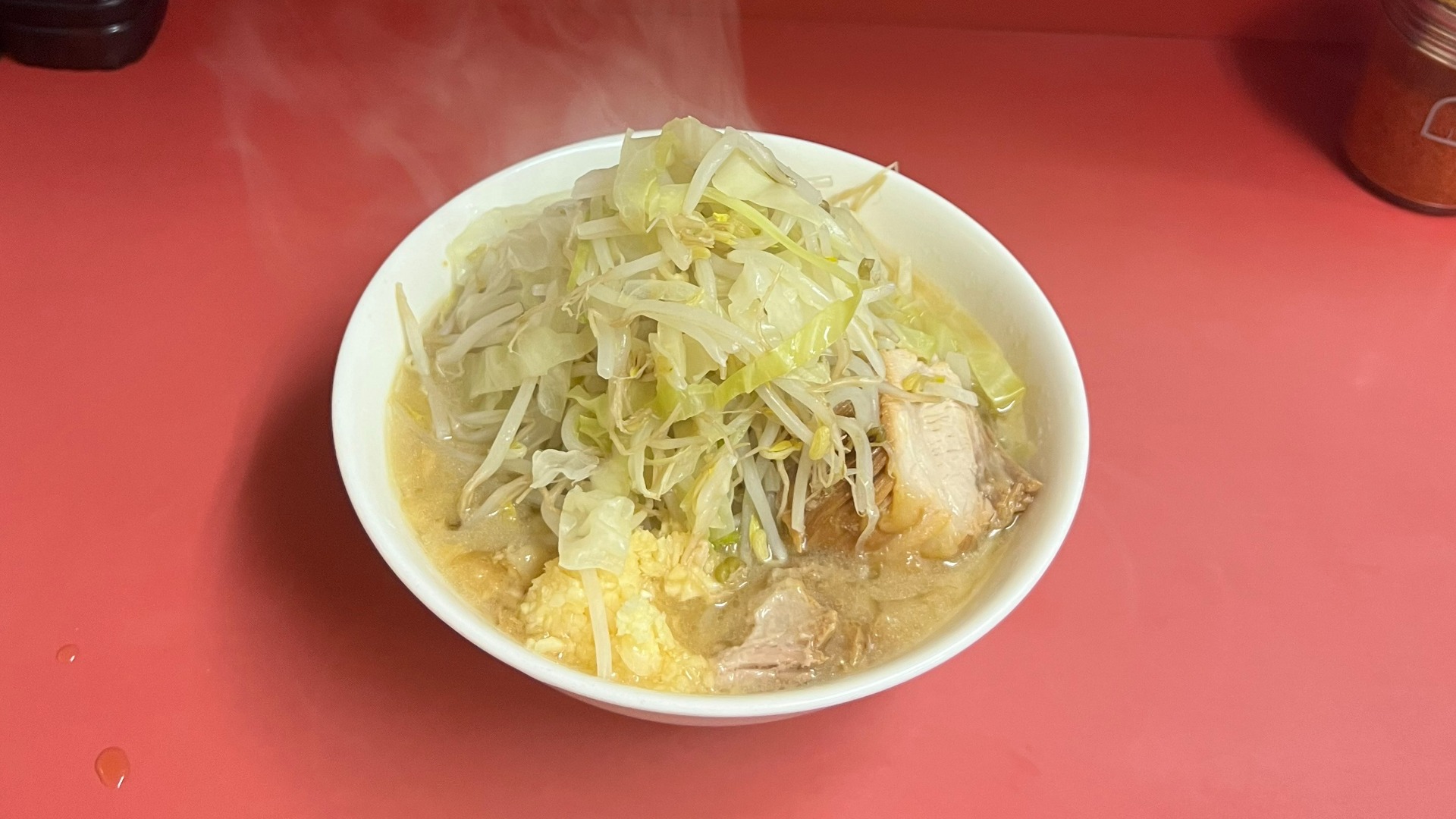 ひばりヶ丘二郎が熱狂的人気を誇る理由とは？ド乳化と並び方を徹底解説