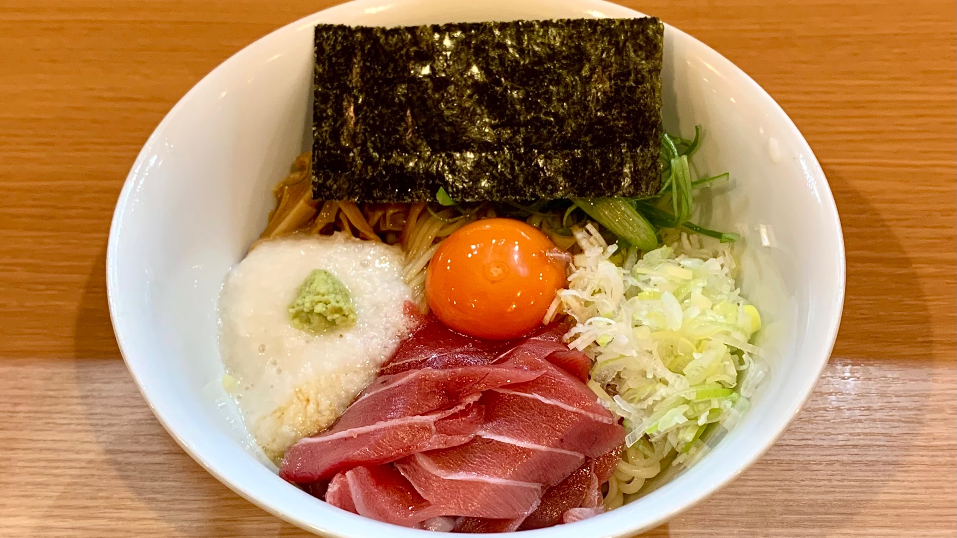 激辛鉄火麺の魅力とは？オロチョンとの違いや名店・辛さレベルを徹底解剖